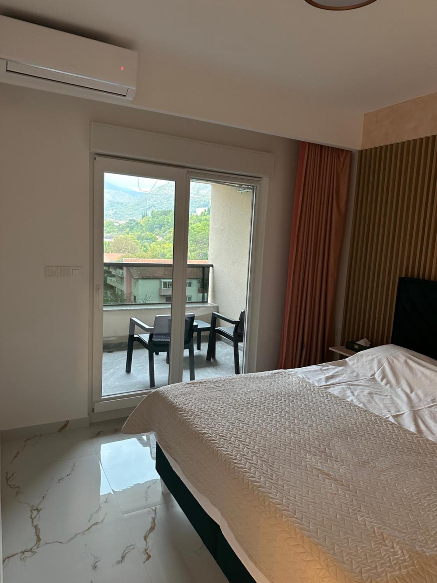 Apartamento Mia Gi Luxury + Garage Mostar Exterior foto