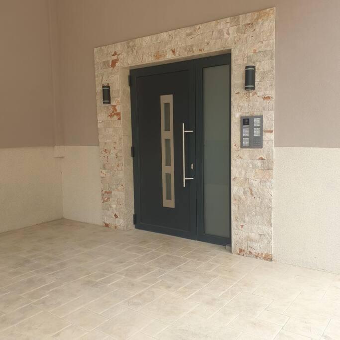 Apartamento Mia Gi Luxury + Garage Mostar Exterior foto